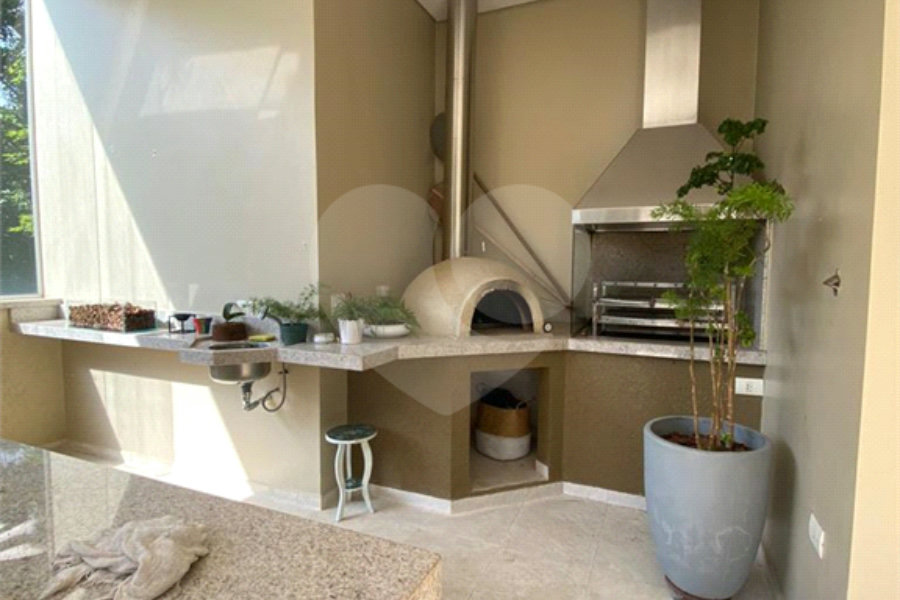 Casa à venda com 3 suítes no condomínio Parque Itatiaia, Mairiporã - SP