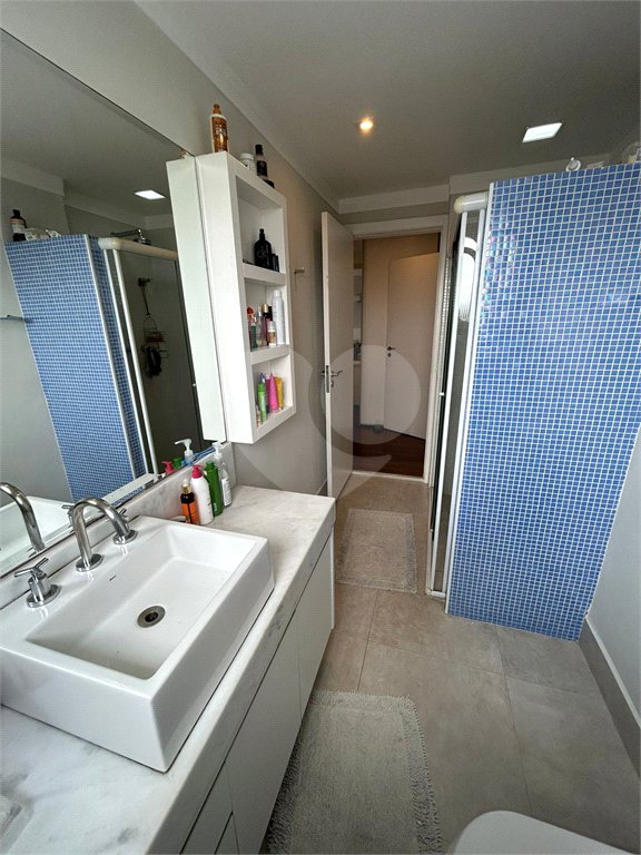 Apartamento à venda com 3 quartos, sendo 1 suíte, em Parque Novo Mundo, São Paulo, SP