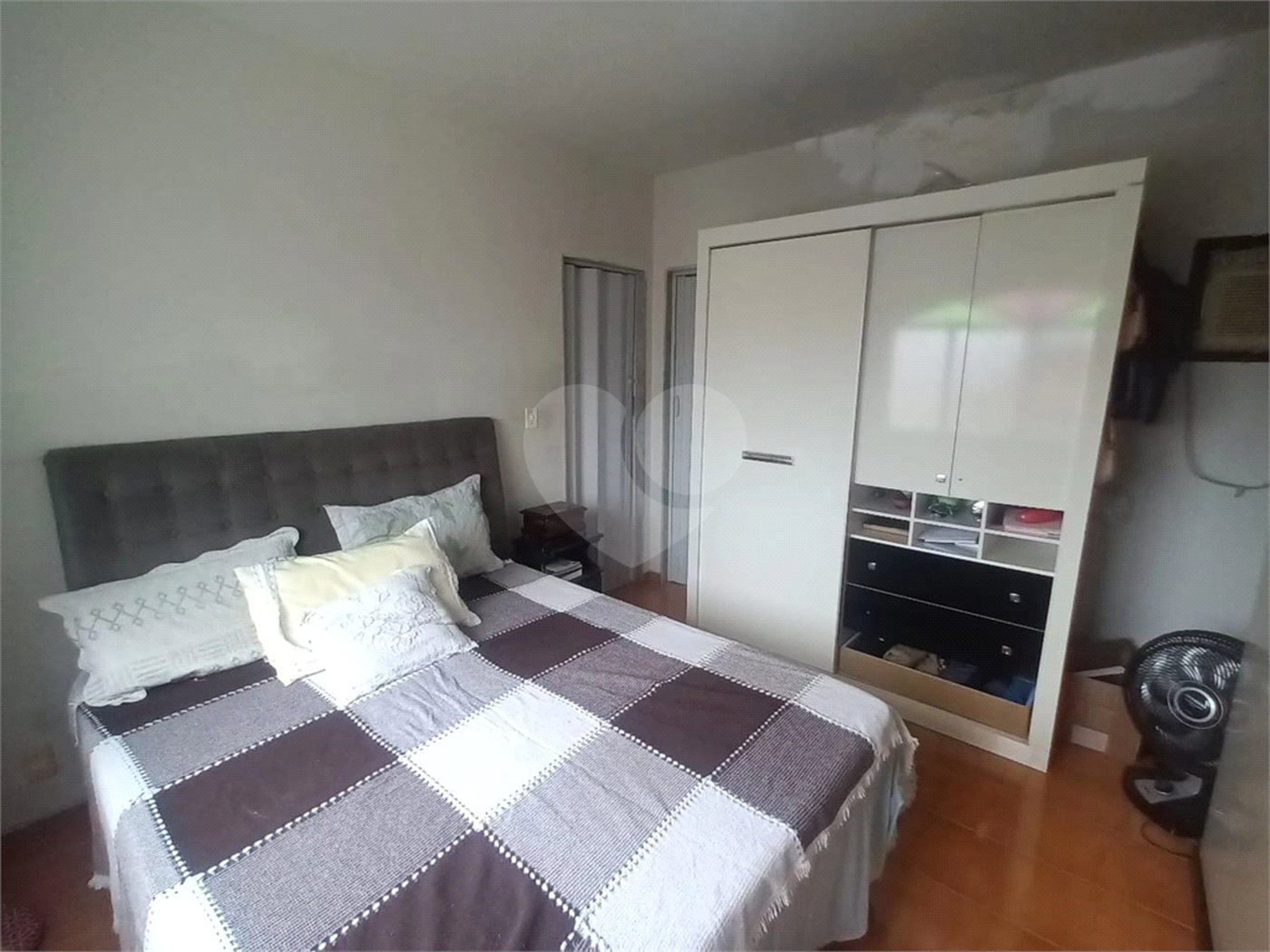 Casa à venda com 2 quartos, sendo 1 suíte, no condomínio Parque Central, Rio de Janeiro - RJ