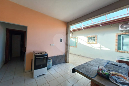 Casa à venda com 3 quartos, sendo 1 suíte, em Jardim Brasilândia, Sorocaba, SP