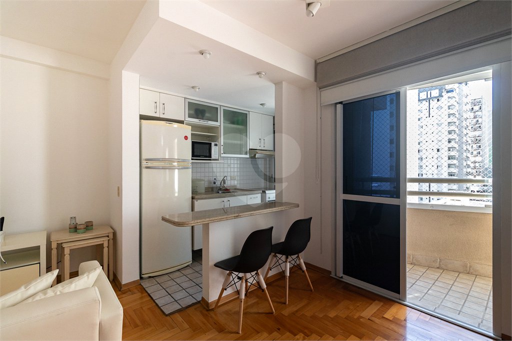 Apartamento à venda ou para alugar com 1 suíte em Pinheiros, São Paulo, SP