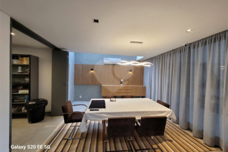 Casa à venda com 3 suítes em Jardim Prudência, São Paulo, SP