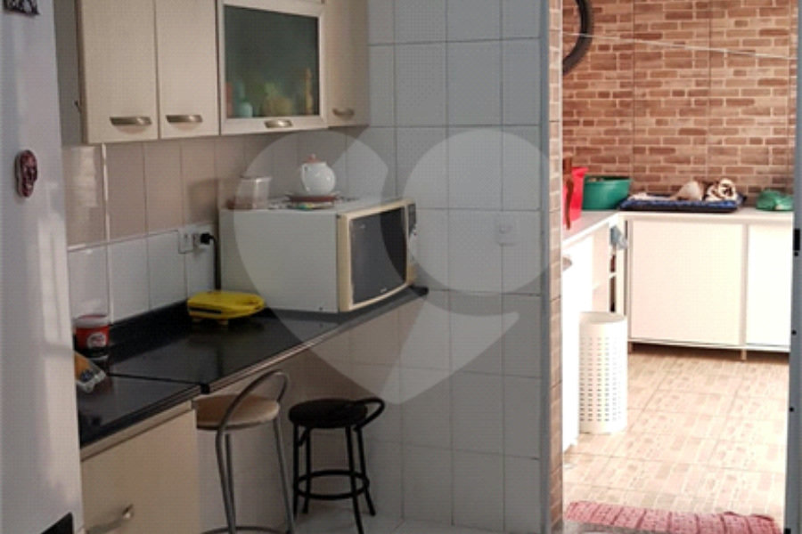 Casa de Vila à venda com 3 quartos, sendo 1 suíte, em Jardim Aricanduva, São Paulo, SP