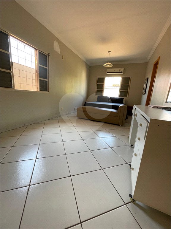 Casa à venda ou para alugar com 4 suítes em Jardim Cuiabá, Cuiabá, MT