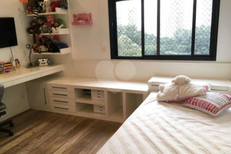 Apartamento à venda com 4 suítes em Paraíso do Morumbi, São Paulo, SP