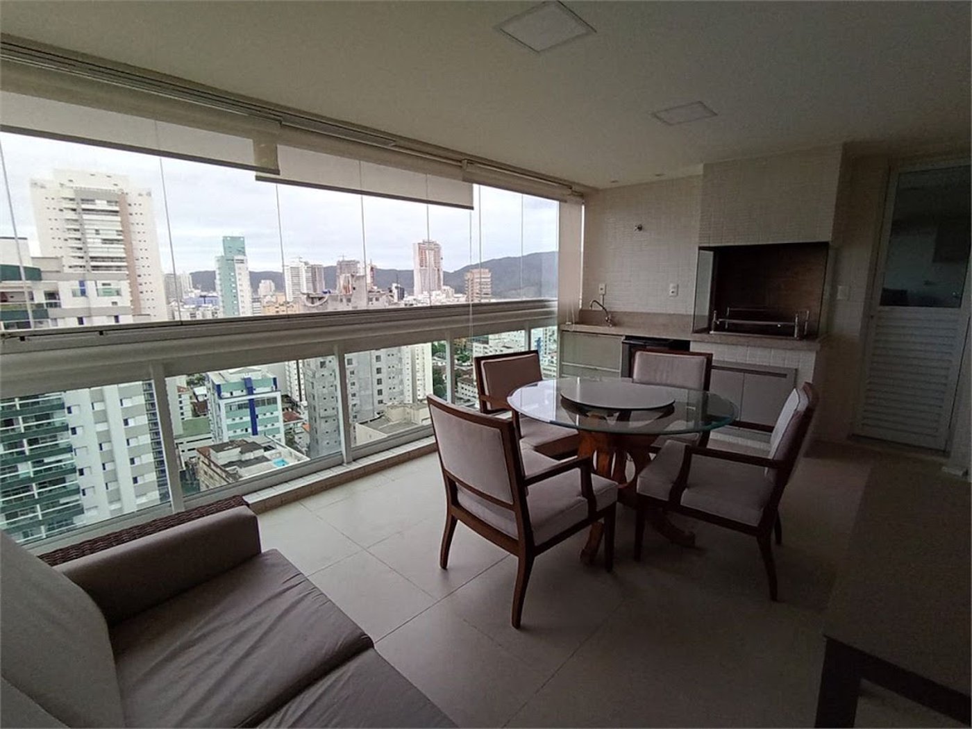 Apartamento Residencial para locação, Boqueirão, Santos - AP0256.