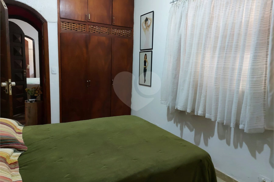 Casa à venda com 7 quartos, sendo 6 suítes, em Caceia, Mairiporã, SP