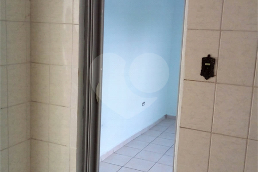 Sobrado à venda com 1 quarto em Tremembé, São Paulo, SP