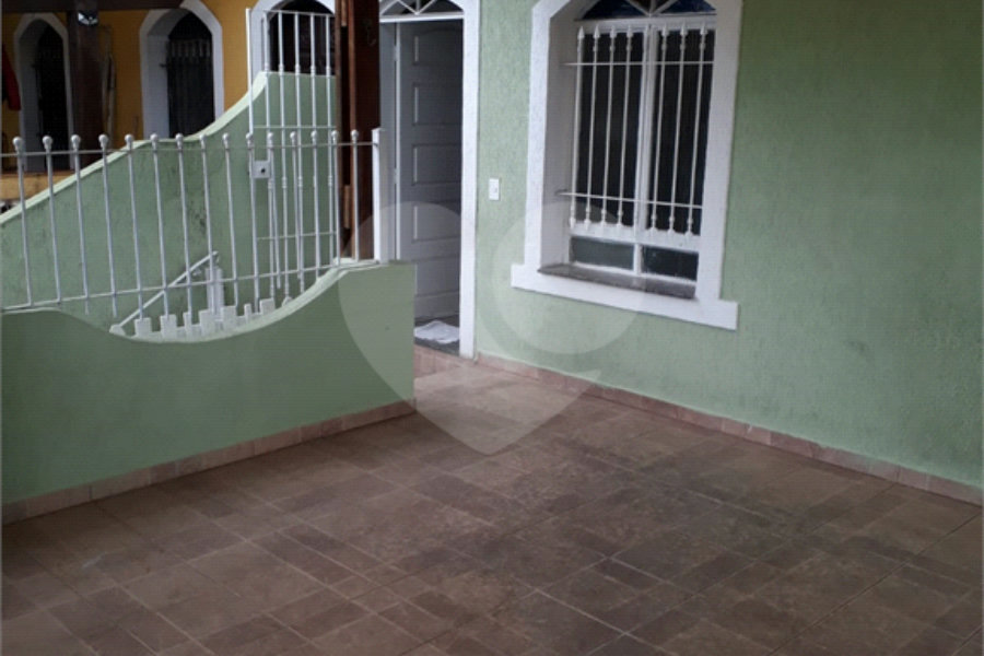 Sobrado à venda com 2 quartos em Horto, São Paulo, SP