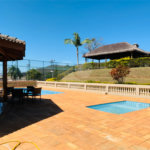 Casa à venda com 4 suítes no condomínio Osato, Atibaia - SP