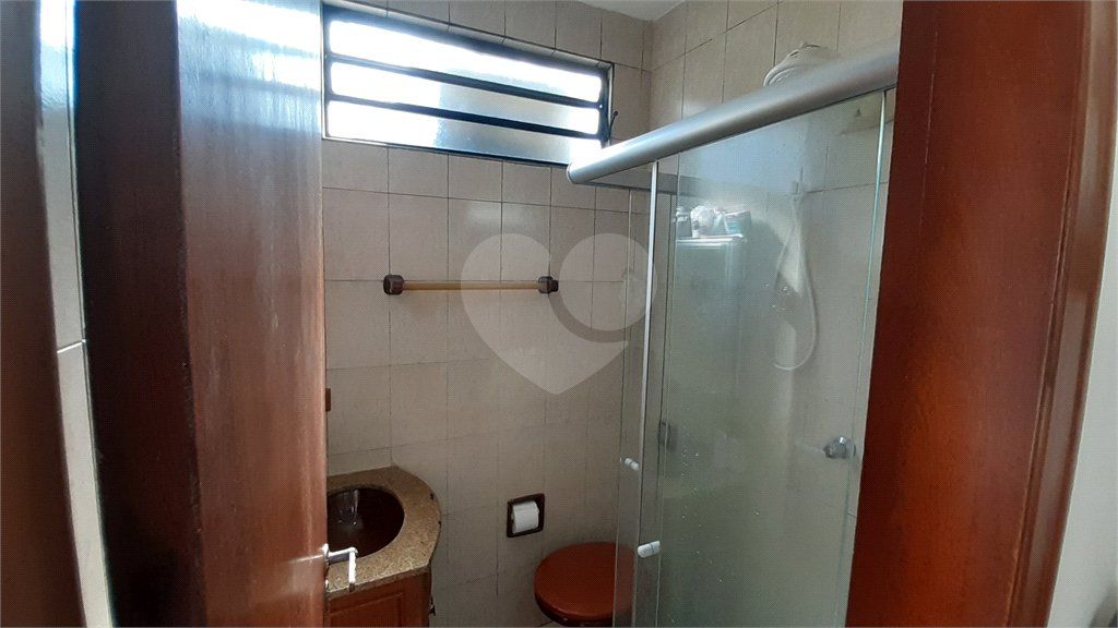 Sobrado à venda com 4 quartos, sendo 1 suíte,  em Planalto Paulista, São Paulo, SP
