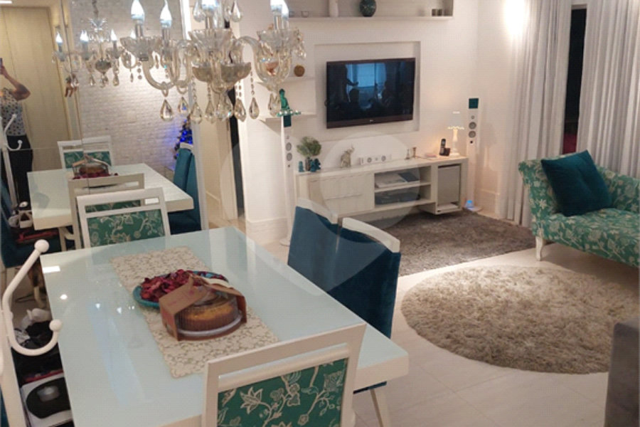 Apartamento à venda com 2 quartos, sendo 1 suíte, em Morumbi, São Paulo, SP