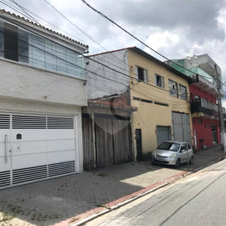 Sobrado à venda com 3 quartos, sendo 1 suíte,  em Vila Varela, Poá, SP