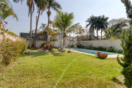 Casa com piscina a venda Laguinho de Interlagos