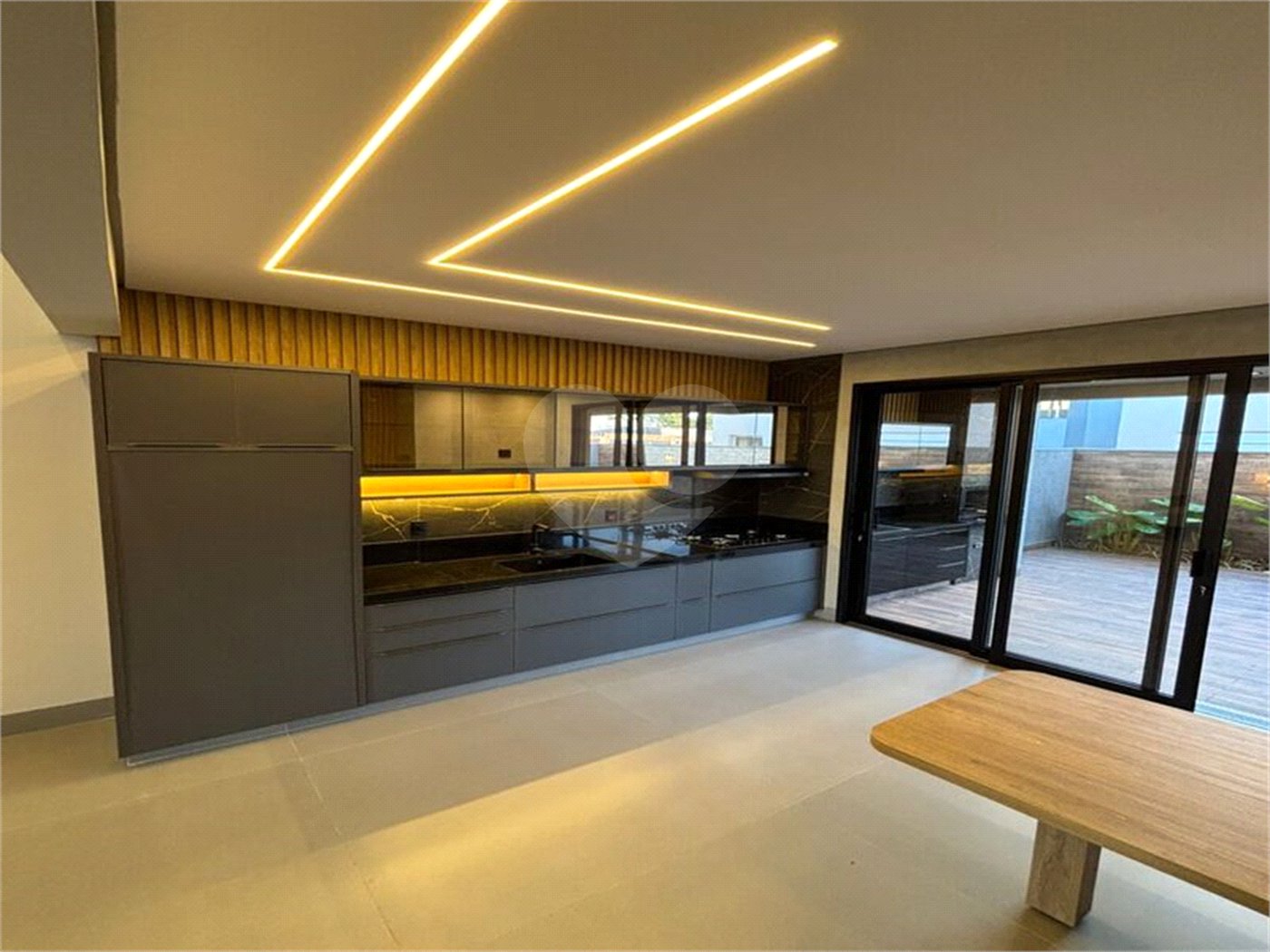Casa à venda com 3 suítes no condomínio Vivendas da Mata - Portal Aroeira, Ribeirão Preto - SP