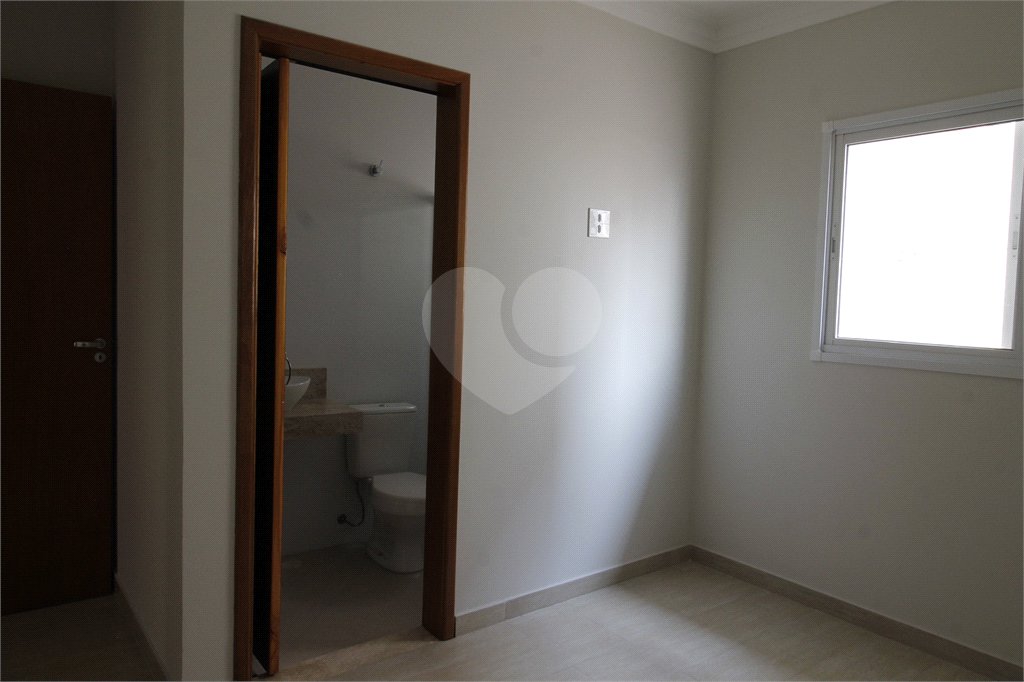 Sobrado à venda com 4 quartos, sendo 2 suítes, em Vila Pereira Barreto, São Paulo, SP