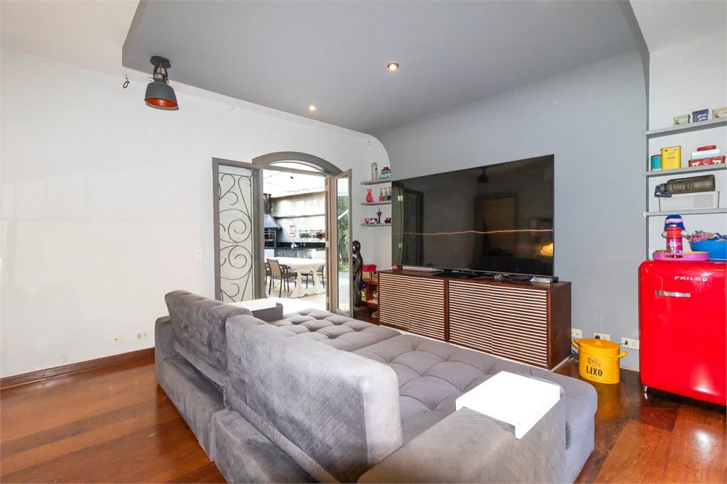 Casa à venda ou para alugar com 3 quartos, sendo 1 suíte, em Butantã, São Paulo, SP