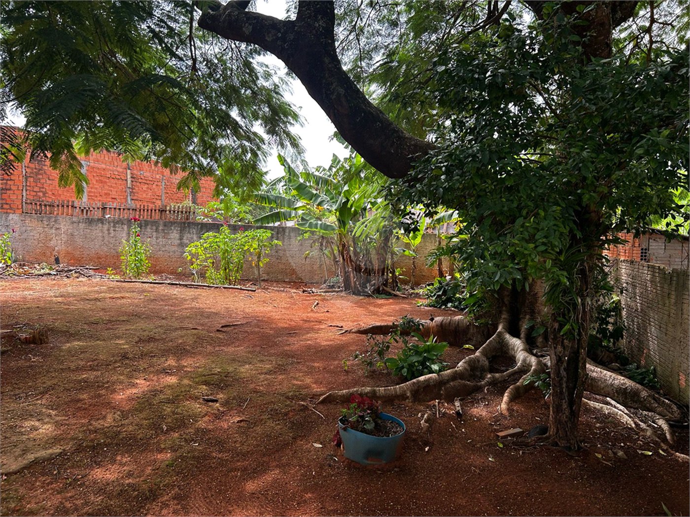 Casa à venda com 3 quartos, sendo 2 suítes, em Vila Mazzei, Itapetininga, SP