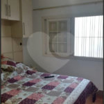 Casa à venda com 3 quartos, sendo 1 suíte,  no Centro, Poá, SP