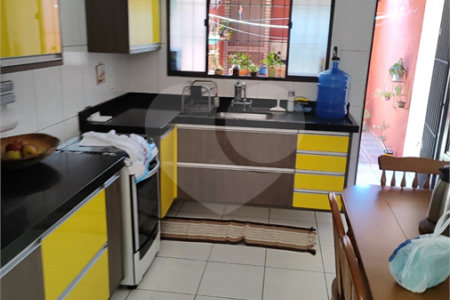 Casa à venda com 3 quartos, sendo 1 suíte, em Cidade Patriarca, São Paulo, SP