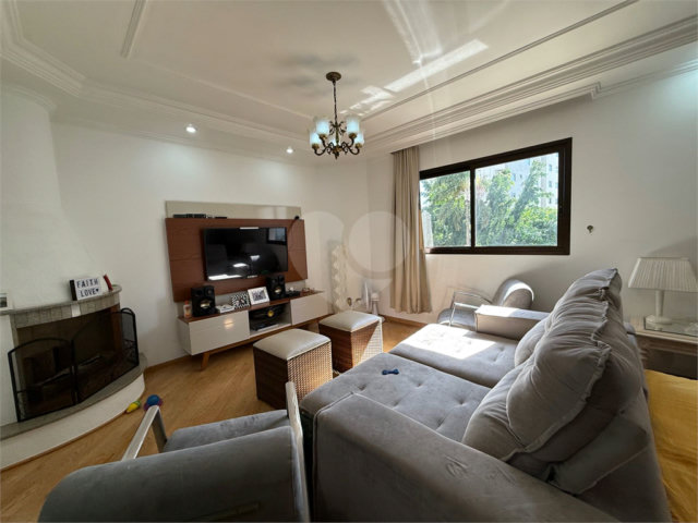 Apartamento à venda com 3 suítes em Santana, São Paulo, SP