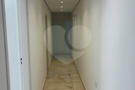 Apartamento para alugar com 4 quartos, sendo 1 suíte, no Centro, Ribeirão Preto, SP