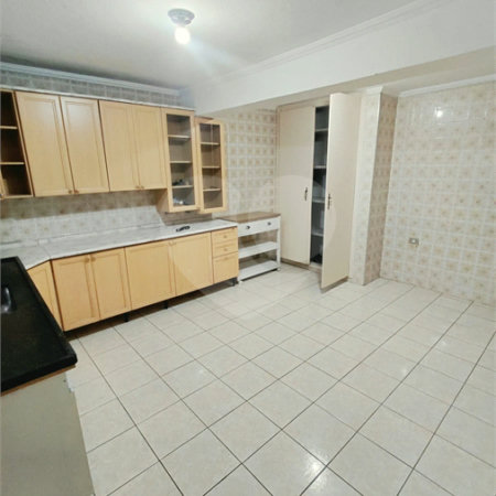 Sobrado à venda com 3 quartos, sendo 1 suíte, em Vila Constança, São Paulo, SP
