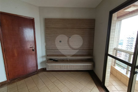 Apartamento à venda com 3 quartos, sendo 1 suíte, no Centro, Ribeirão Preto, SP