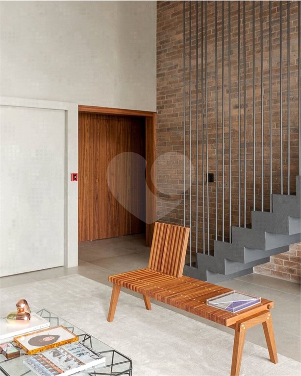 Apartamento à venda com 3 quartos, sendo 2 suítes, em Cerqueira César, São Paulo, SP