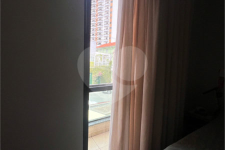 Sobrado à venda com 3 suítes em Vila Regente Feijó, São Paulo, SP