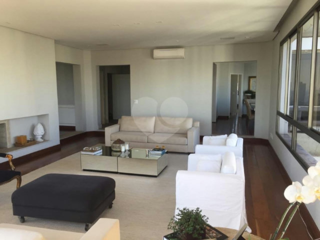 Apartamento à venda ou para alugar com 4 suítes em Morumbi, São Paulo, SP