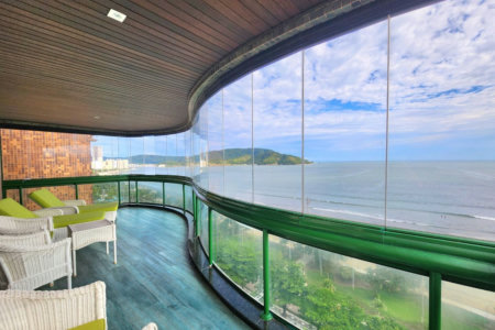 Apartamento Alto Padrão Frente Mar com 4 Dormitórios, 3 Suítes e 3 Vagas na Orla de Santos