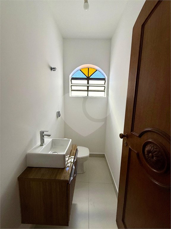 Sobrado à venda com 4 quartos, sendo 3 suítes, em Palmas do Tremembé, São Paulo, SP