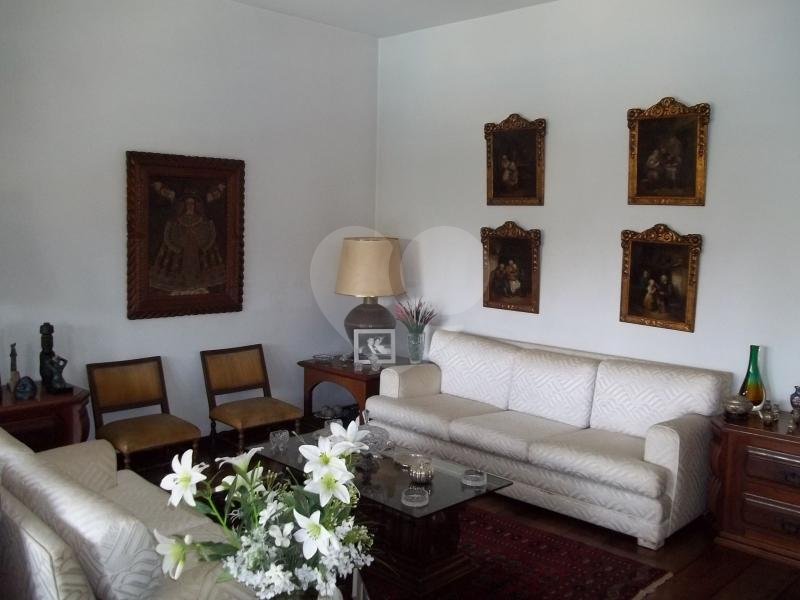 Casa à venda com 4 suítes em Jardim Guedala, São Paulo, SP
