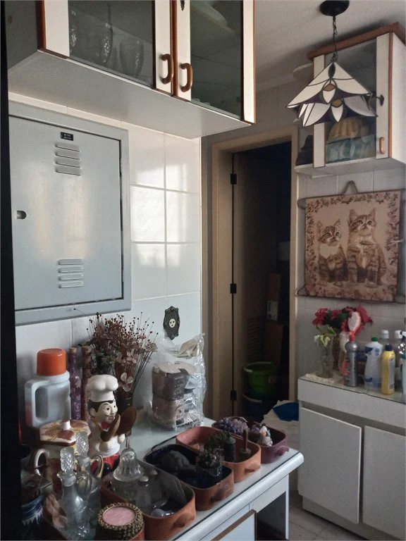 Apartamento à venda com 3 suítes em Vila Suzana, São Paulo, SP