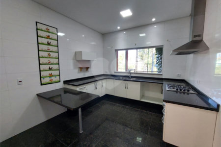 Casa à venda com 3 quartos, sendo 1 suíte, no condomínio Village Saint Clair, Sorocaba - SP