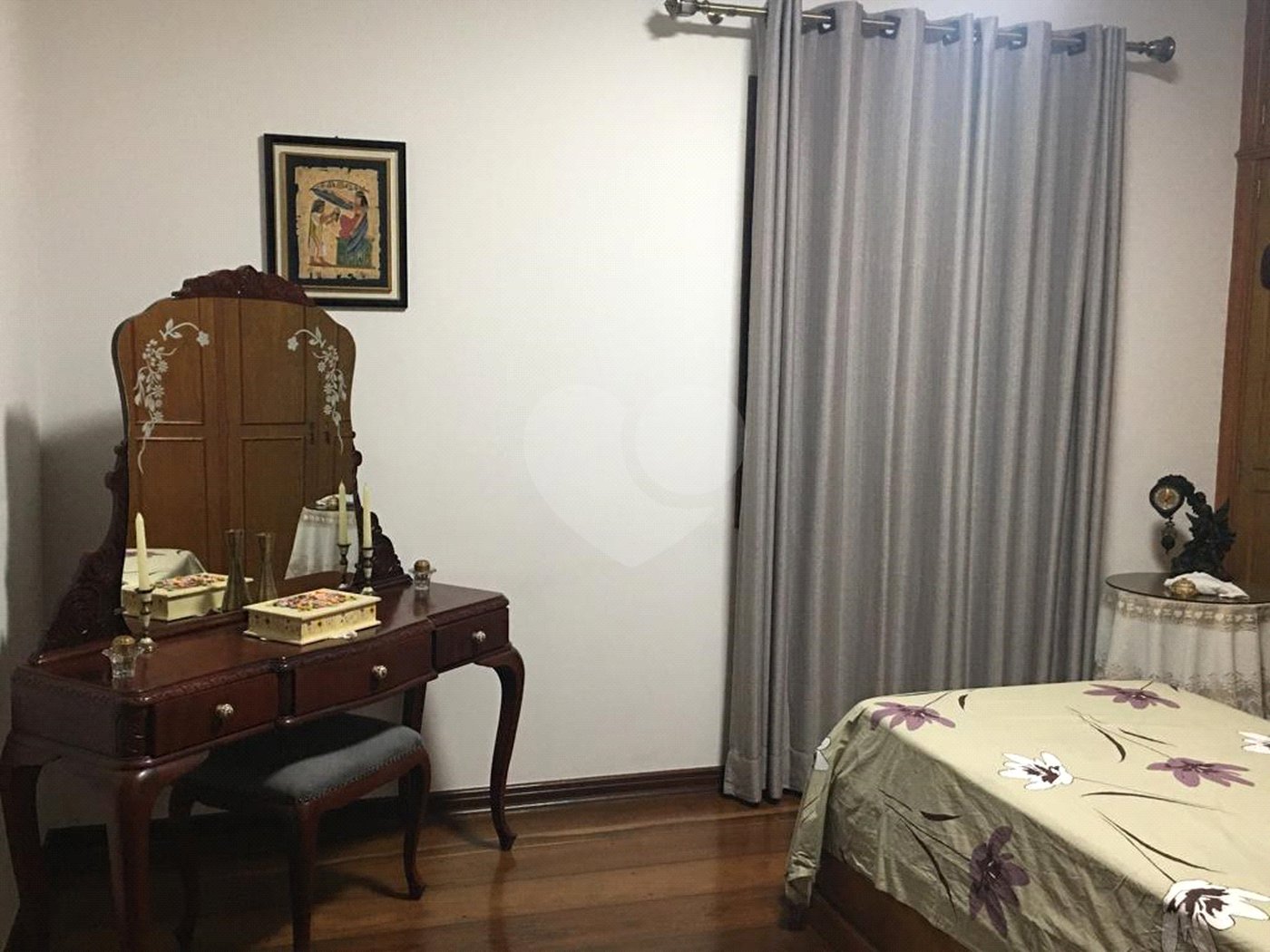 Casa à venda com 5 quartos, sendo 4 suítes,  em Vila Tramontano, São Paulo, SP
