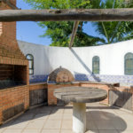 Casa à venda com 5 suítes no condomínio Chácara Flora, São Paulo - SP