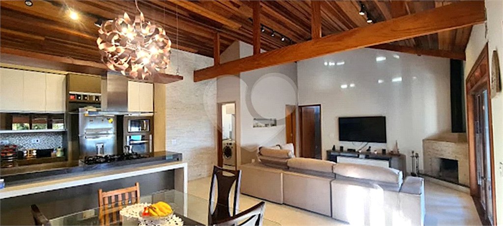 Casa à venda ou para alugar com 3 suítes no condomínio Jardim da Montanha I, Mairiporã - SP