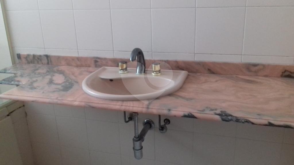 Sobrado à venda com 3 quartos, sendo 1 suíte,  em Vila Pereira Barreto, São Paulo, SP