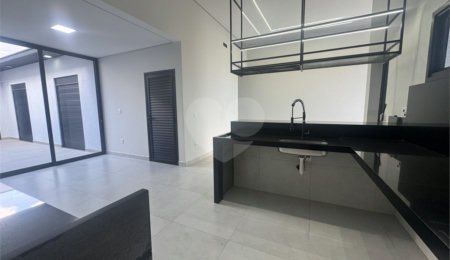 Casa à venda com 3 quartos, sendo 1 suíte,  no condomínio Residencial Villagio Wanel, Sorocaba - SP