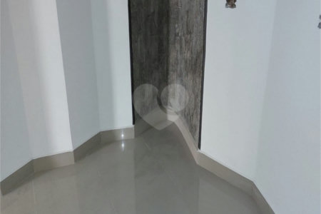 Sobrado à venda com 3 quartos, sendo 2 suítes, em Vila Paulicéia, São Paulo, SP