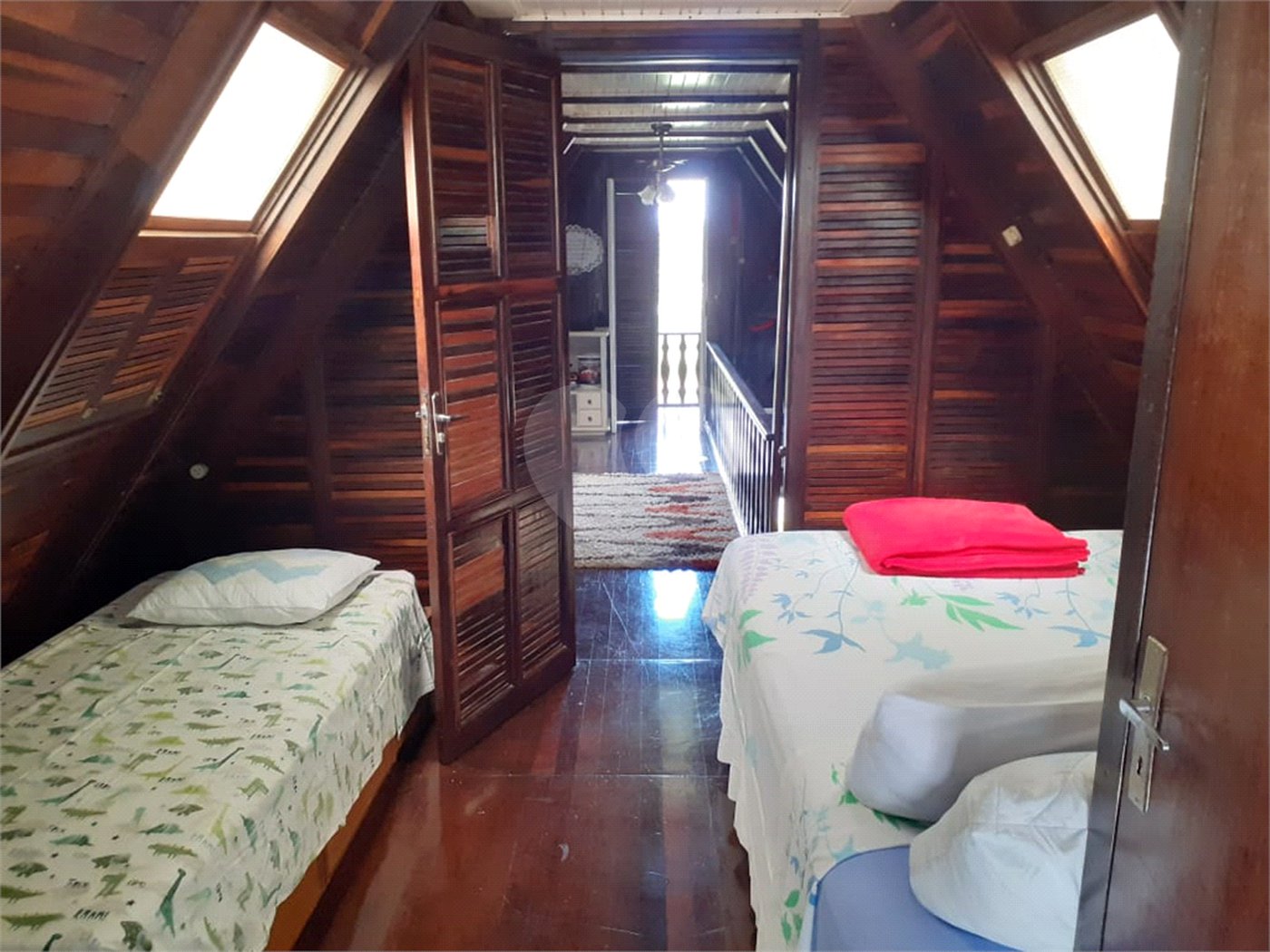 Sobrado à venda com 3 quartos, sendo 1 suíte, em Samambaia, Mairiporã, SP
