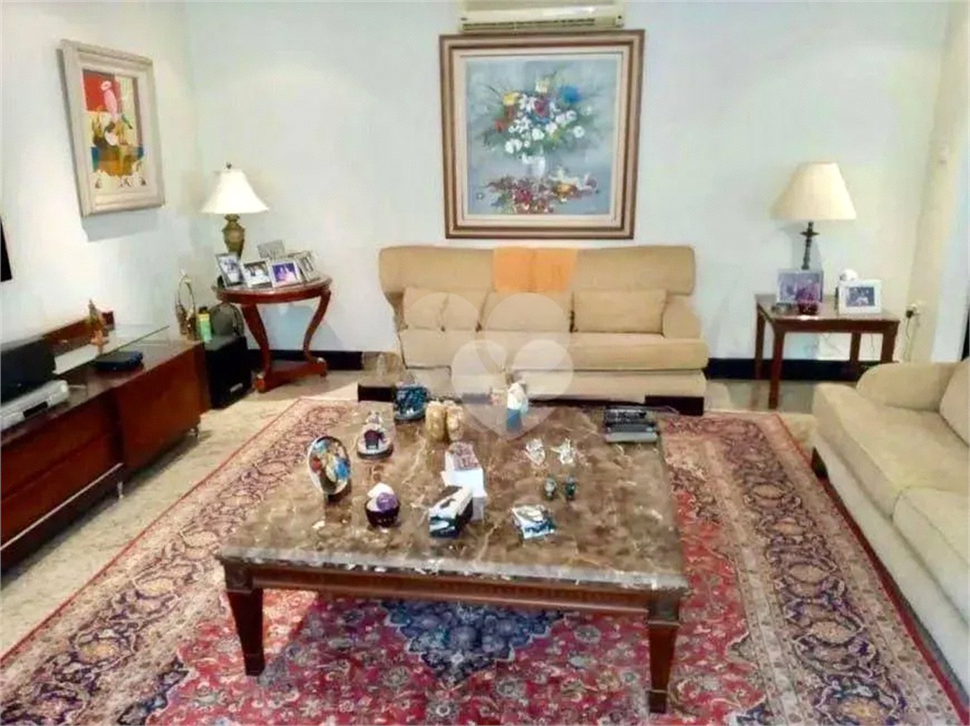 Apartamento à venda com 4 quartos, sendo 1 suíte,  em Copacabana, Rio de Janeiro, RJ