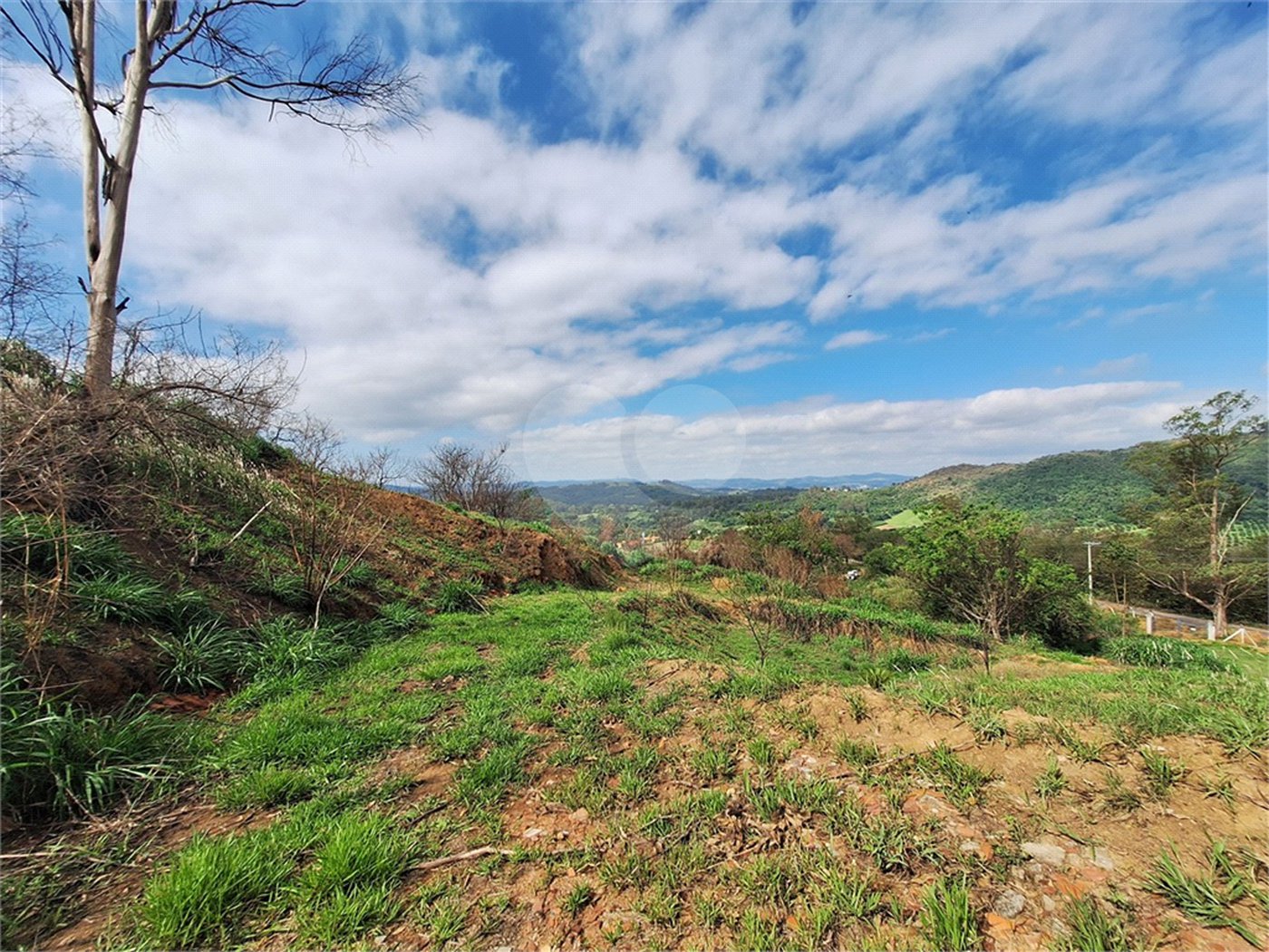 Área de Terra à venda com 1 suíte em Cocais, Itatiba, SP