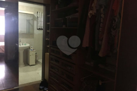 Casa à venda com 1 quarto, sendo 2 suítes, no Centro, Itaguaí, RJ