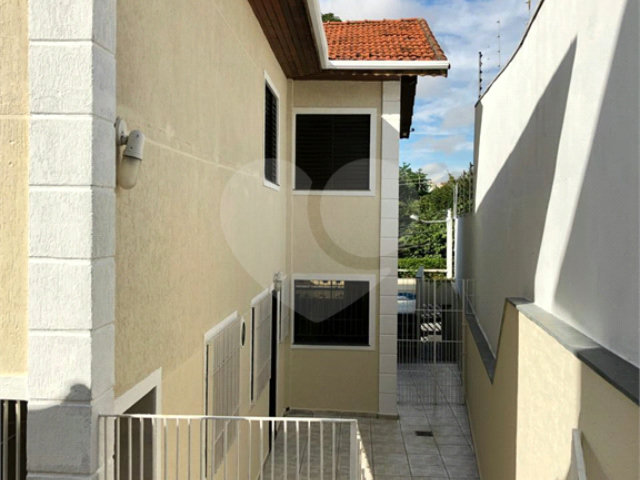 Sobrado à venda com 3 quartos, sendo 1 suíte,  em Jardim Leonor Mendes de Barros, São Paulo, SP