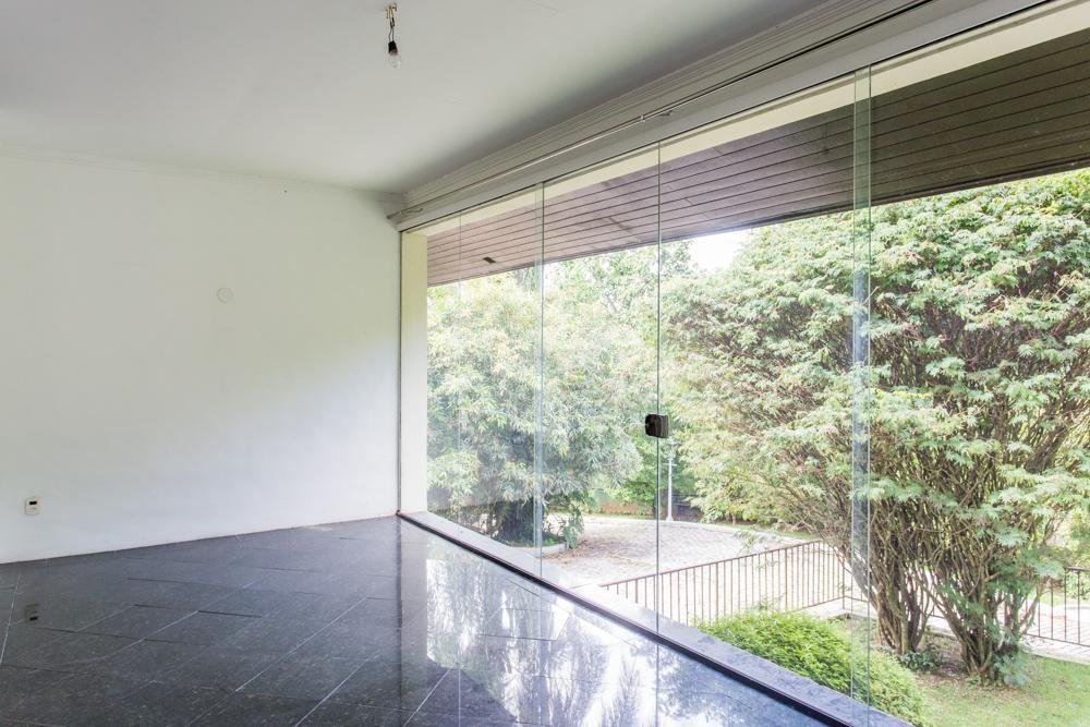 Casa para alugar com 4 suítes no condomínio Chácara Flora, São Paulo - SP