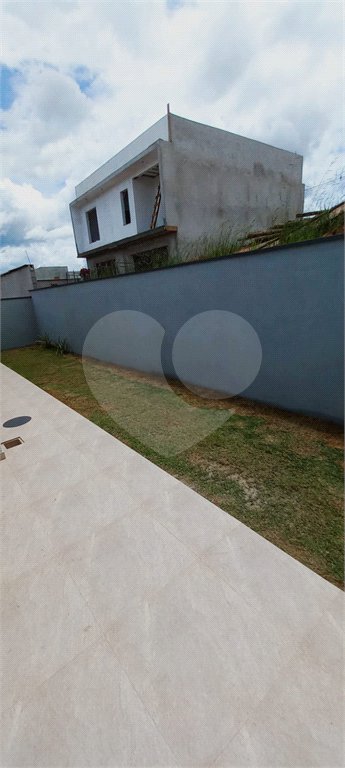 Casa à venda com 3 quartos, sendo 1 suíte, no condomínio Mosaico Essence, Mogi das Cruzes - SP