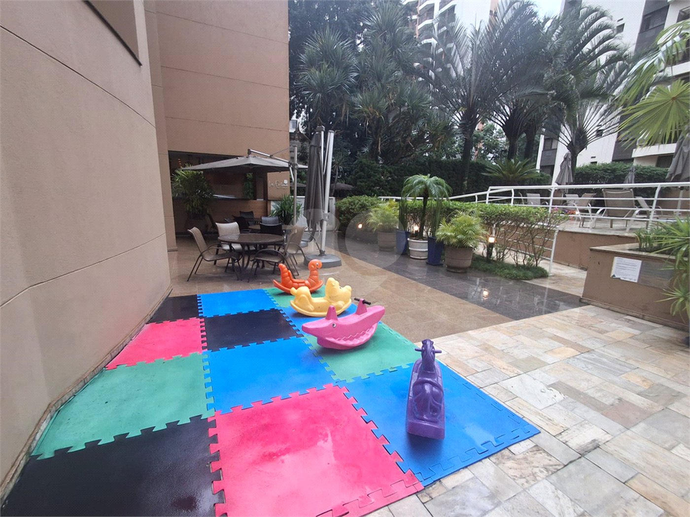 Apartamento à venda ou para alugar com 1 quarto em Cerqueira César, São Paulo, SP